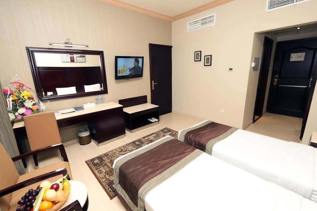Signature Inn Al Riqqa Dubai Eksteriør billede